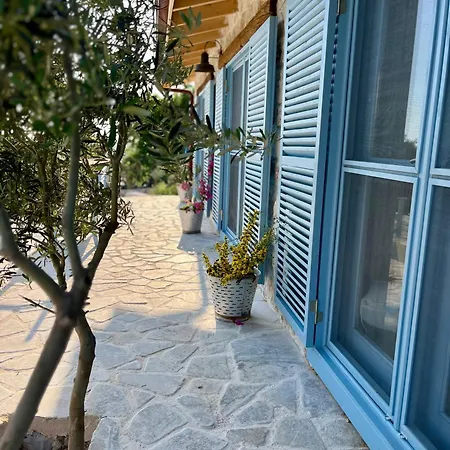 Tas Ev Lantgård Kaş