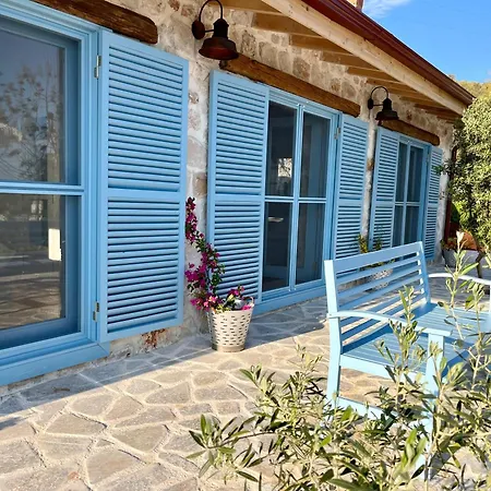 Tas Ev Lantgård Kaş